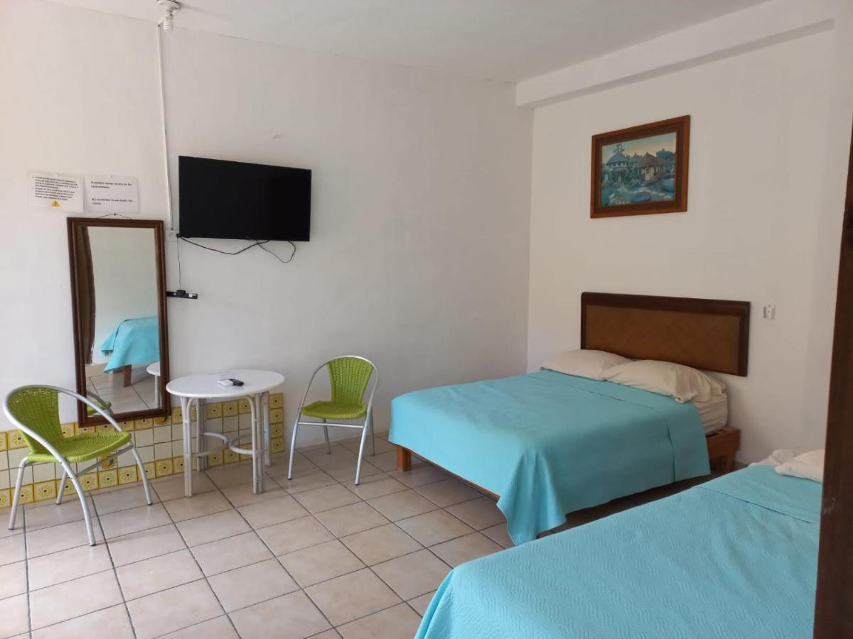 Airport Sleepy Bed & Breakfast Cancun