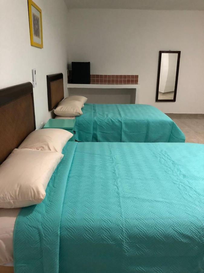Bed & Breakfast Airport Sleepy *